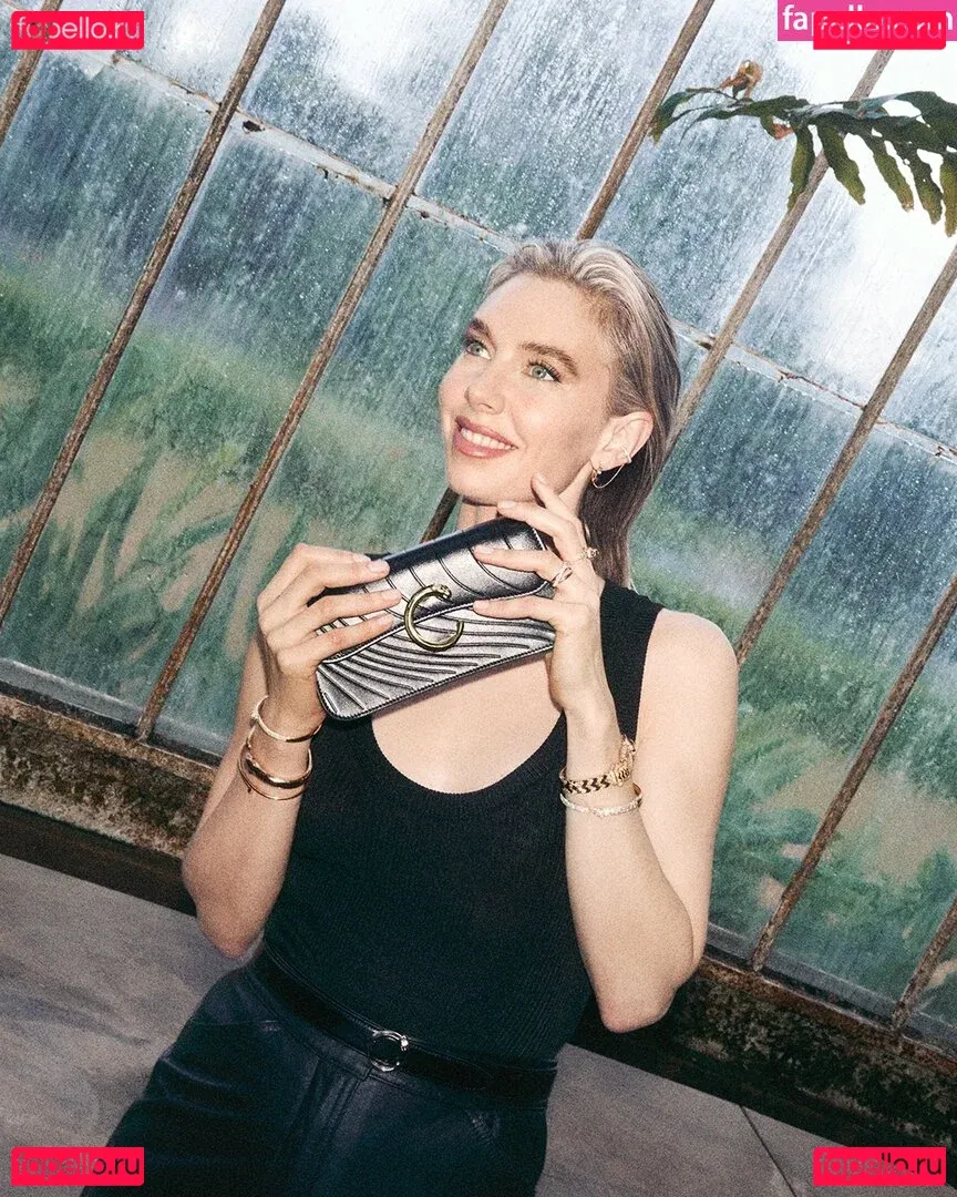 Vanessa Kirby Onlyfans Photo Gallery 