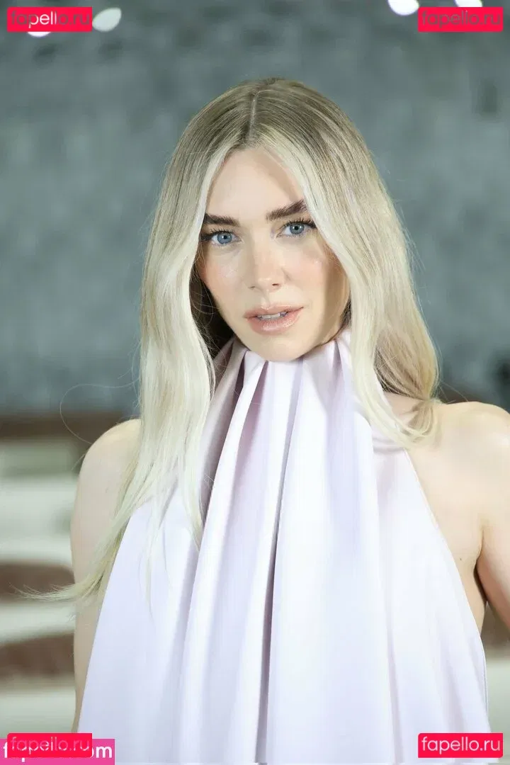 Vanessa Kirby Onlyfans Photo Gallery 