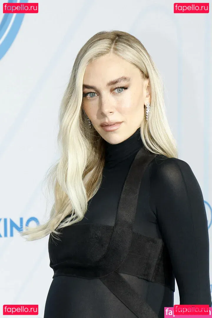 Vanessa Kirby Onlyfans Photo Gallery 