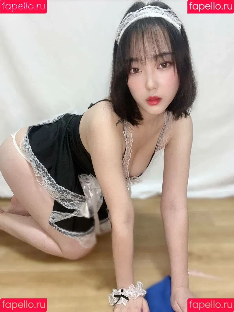 hia.s2 Onlyfans Photo Gallery 