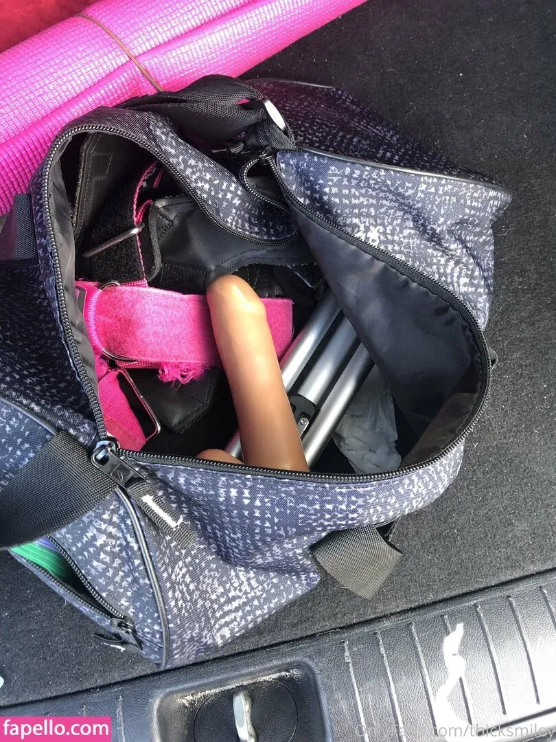 thicksmiley Onlyfans Photo Gallery 