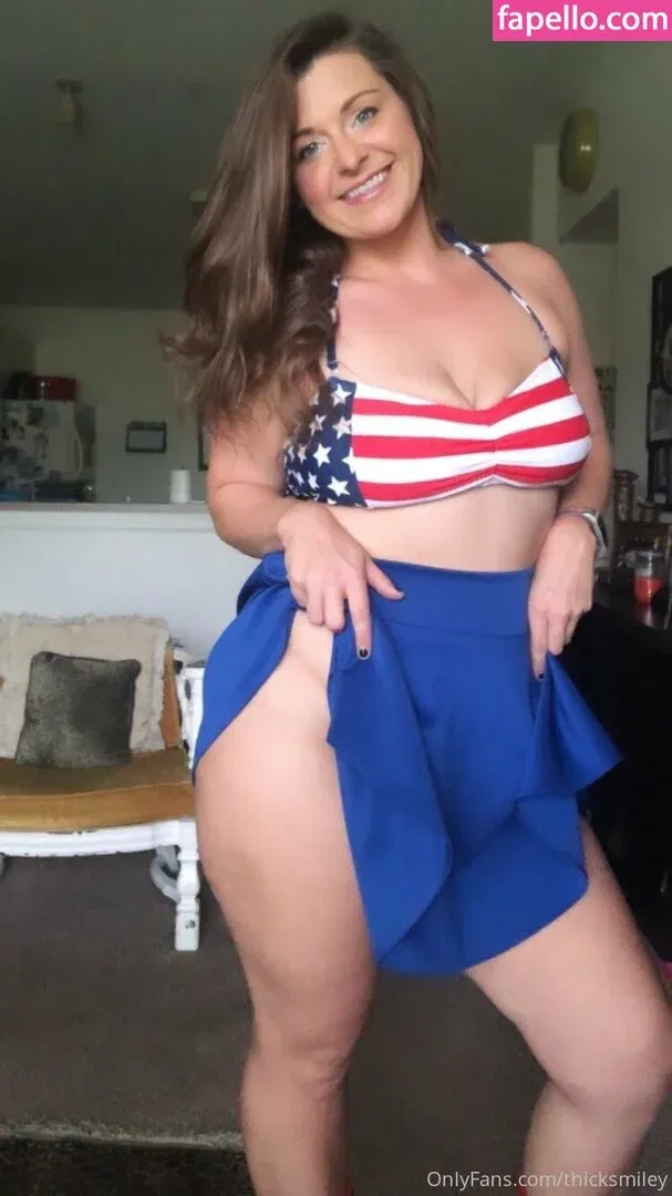 thicksmiley Onlyfans Photo Gallery 