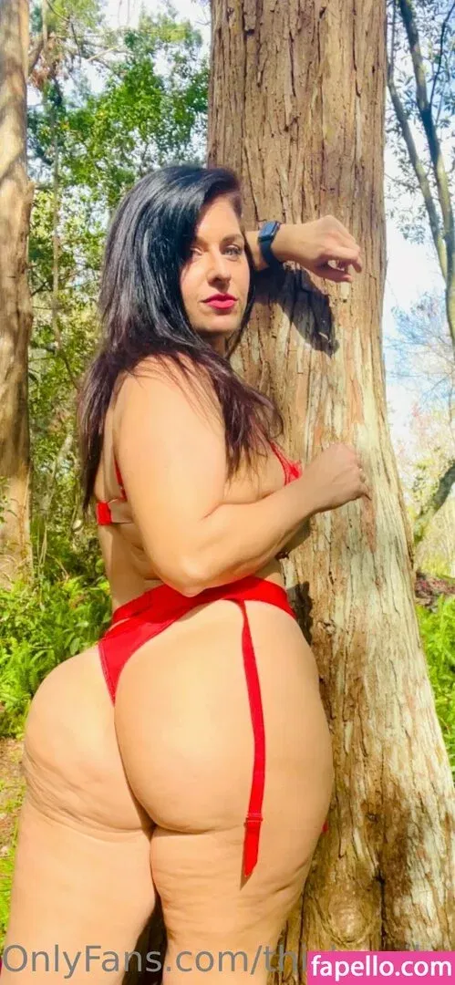 thicksmiley Onlyfans Photo Gallery 