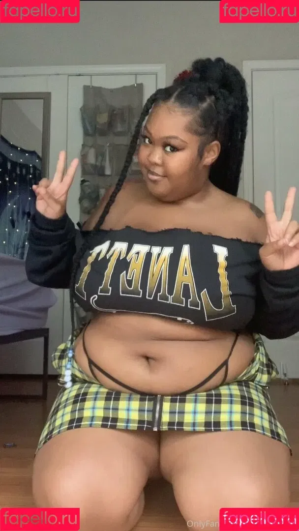 bimbosim22 Onlyfans Photo Gallery 