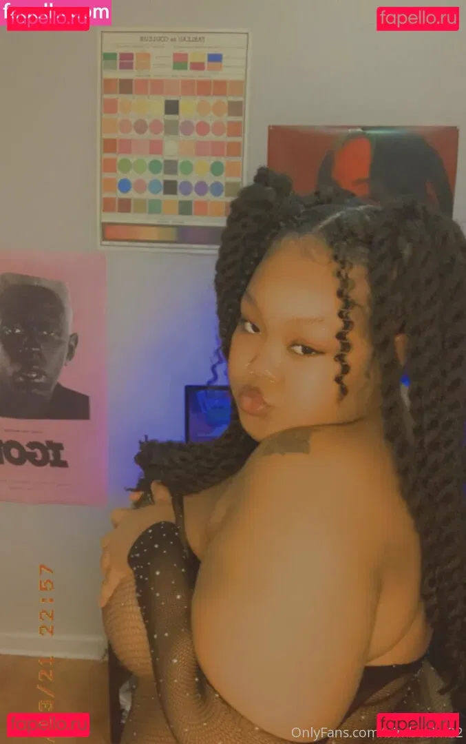 bimbosim22 Onlyfans Photo Gallery 