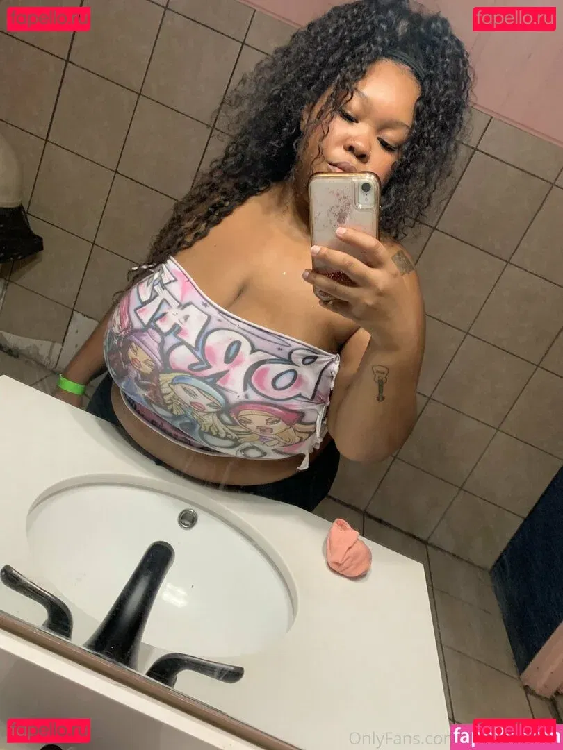 bimbosim22 Onlyfans Photo Gallery 