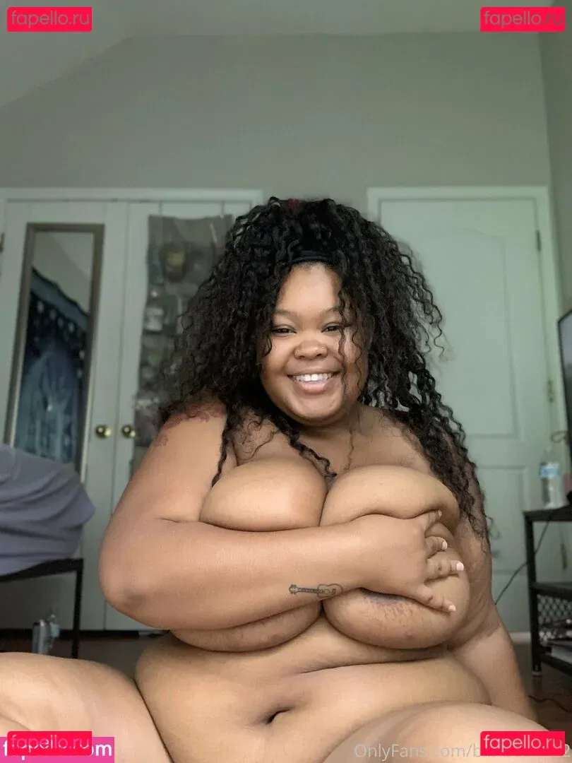 bimbosim22 Onlyfans Photo Gallery 