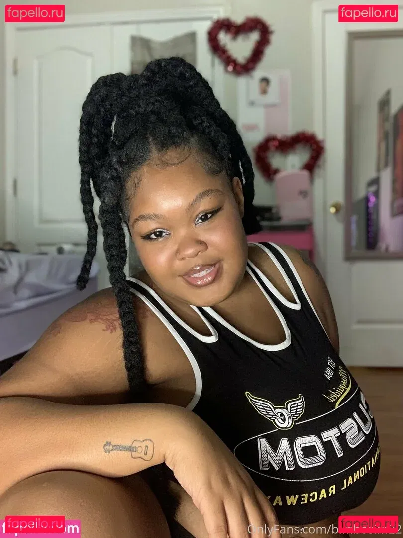 bimbosim22 Onlyfans Photo Gallery 