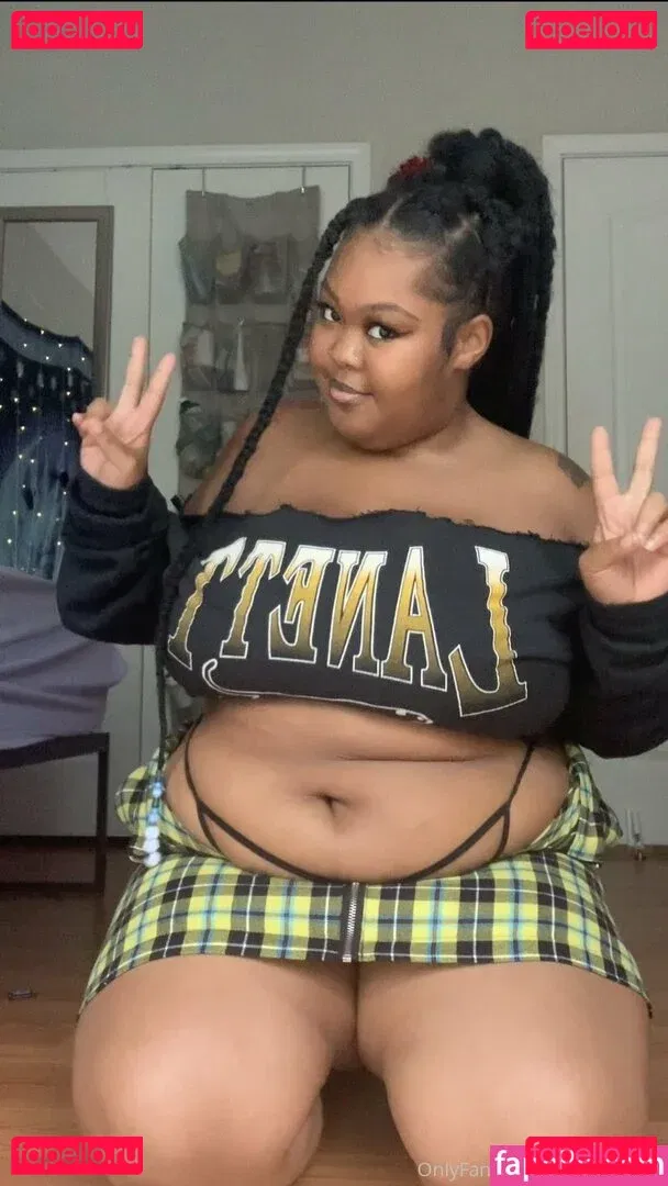 bimbosim22 Onlyfans Photo Gallery 