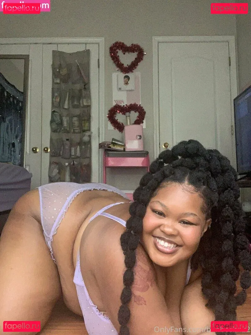 bimbosim22 Onlyfans Photo Gallery 