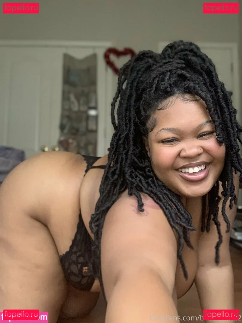 bimbosim22 Onlyfans Photo Gallery 