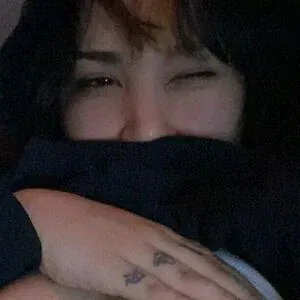 m0chi7o7 Onlyfans Photo Gallery 