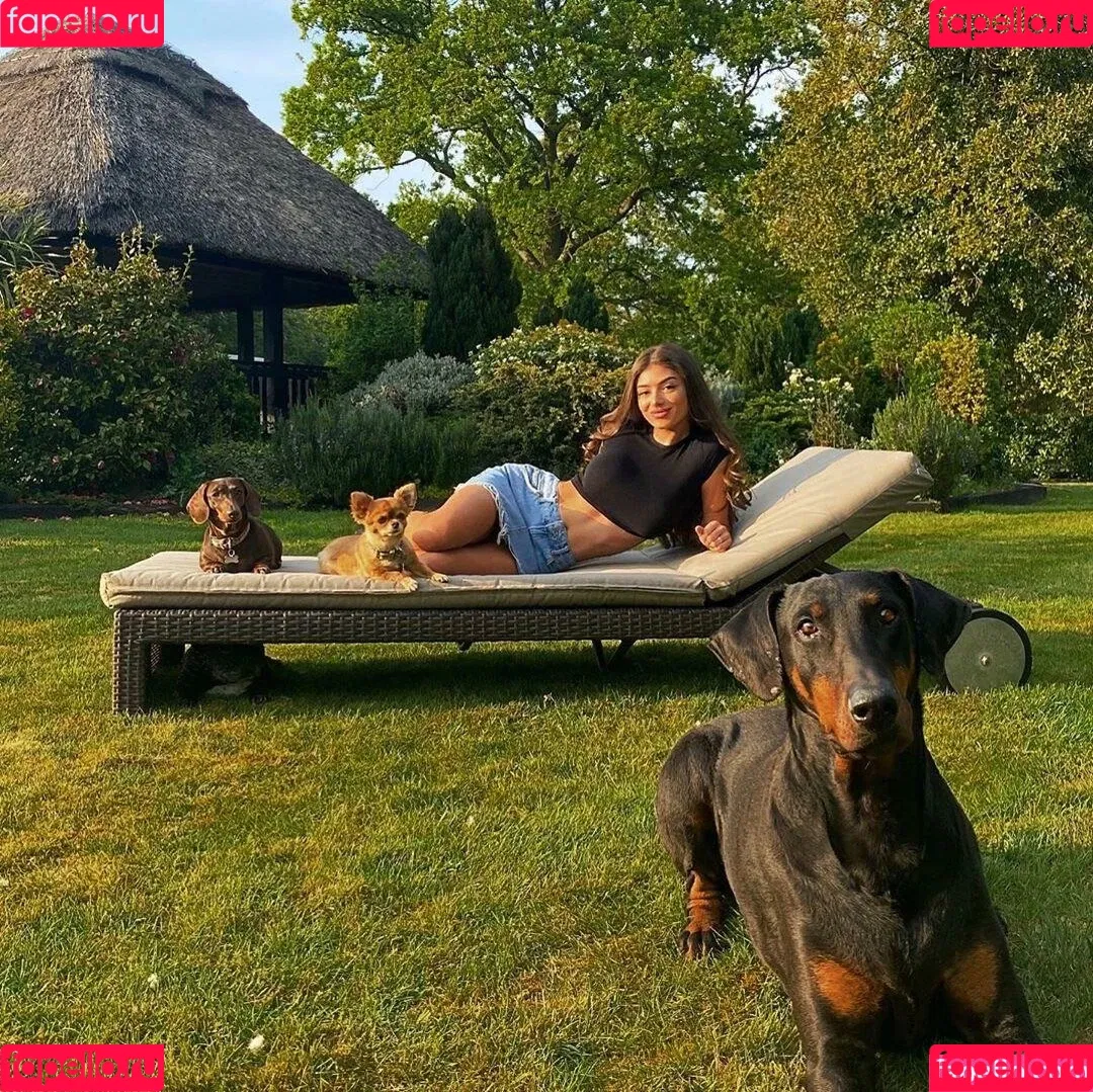 Mimi Keene Onlyfans Photo Gallery 