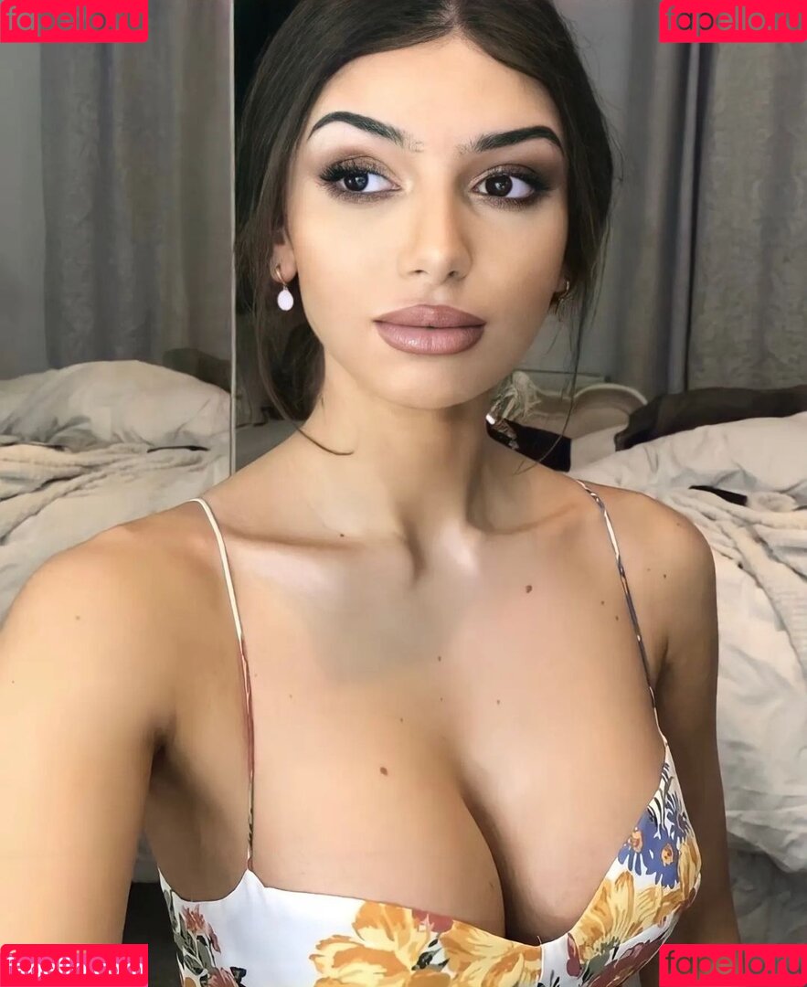 Mimi Keene Onlyfans Photo Gallery 