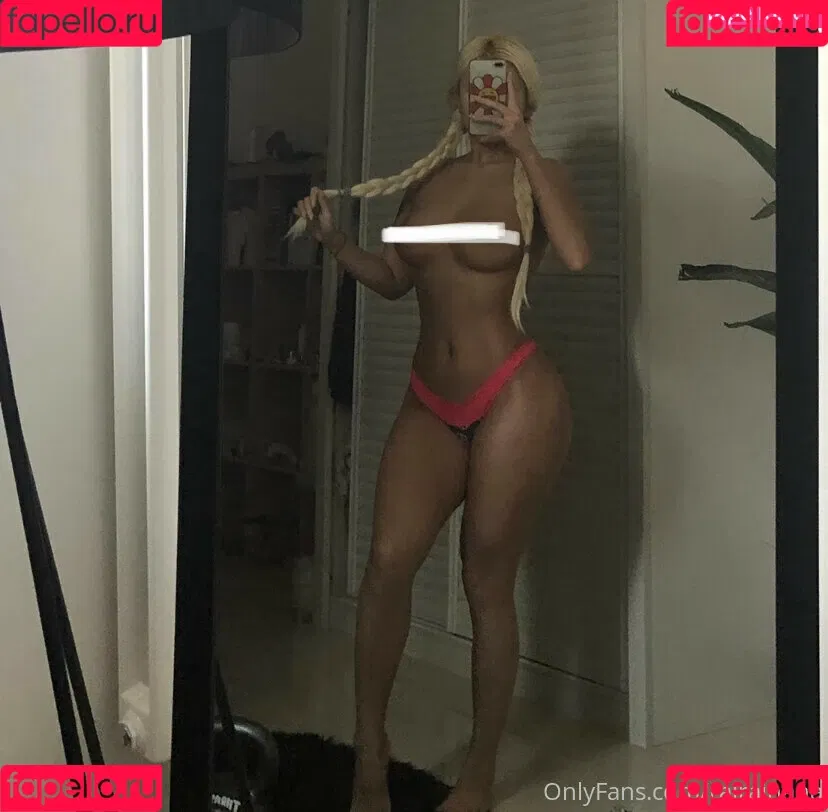 Rairainana Onlyfans Photo Gallery 