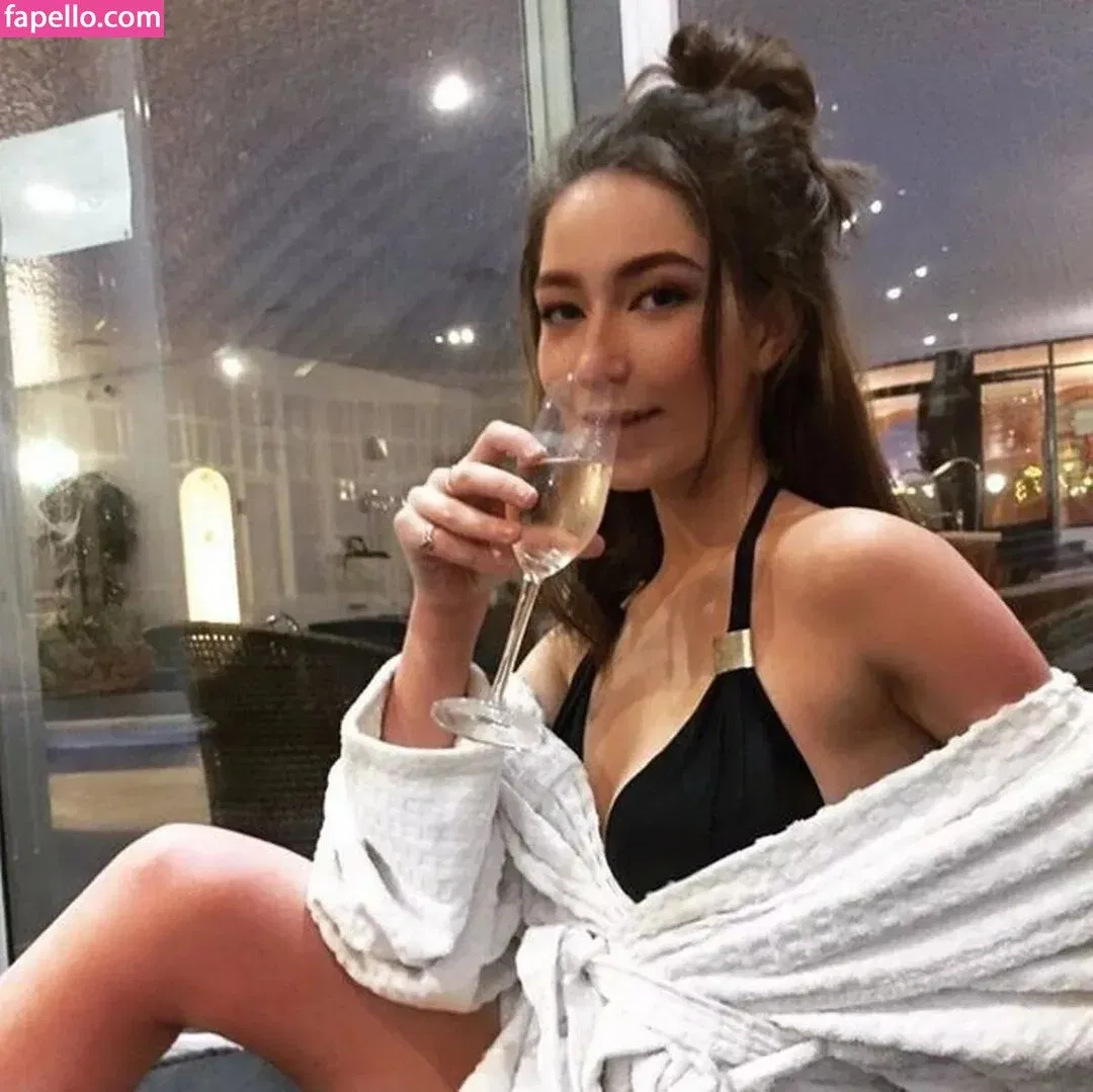 Lottie Lion Onlyfans Photo Gallery 