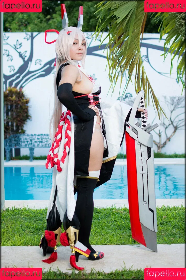 Hitomi Locks Onlyfans Photo Gallery 
