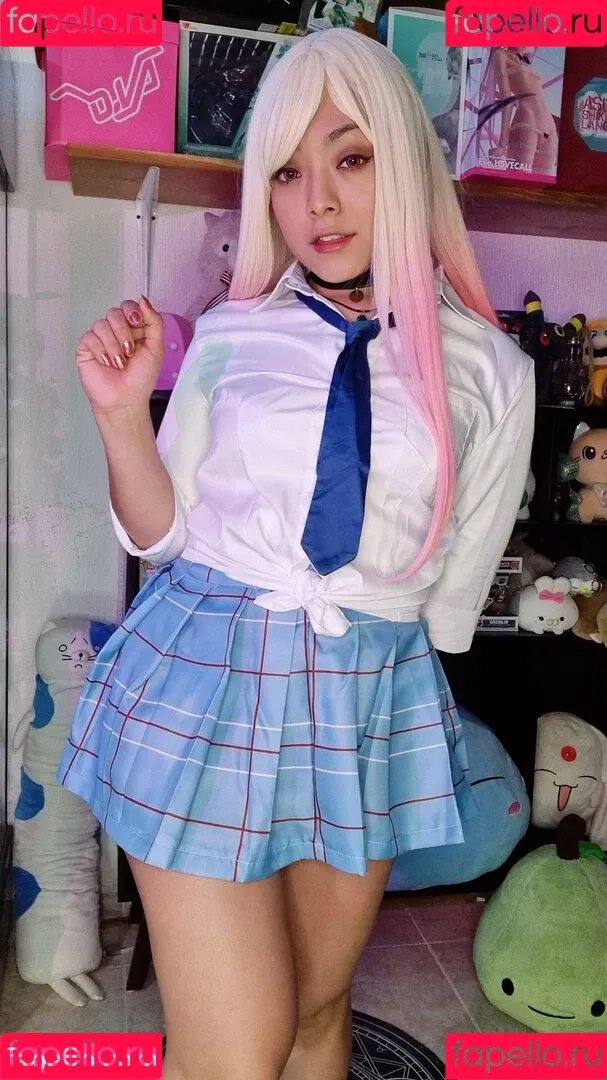 Hitomi Locks Onlyfans Photo Gallery 