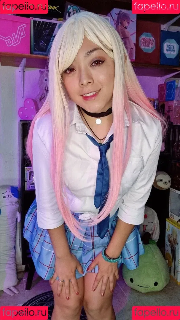 Hitomi Locks Onlyfans Photo Gallery 