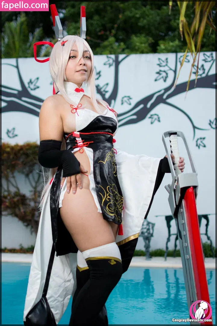 Hitomi Locks Onlyfans Photo Gallery 