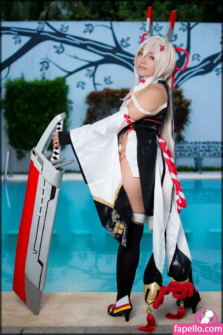 Hitomi Locks Onlyfans Photo Gallery 