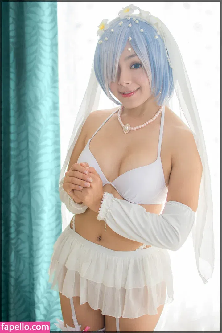 Hitomi Locks Onlyfans Photo Gallery 