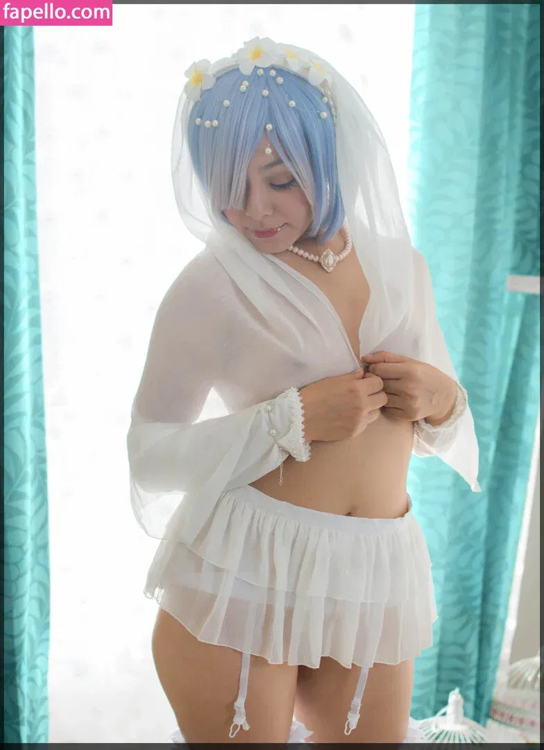 Hitomi Locks Onlyfans Photo Gallery 