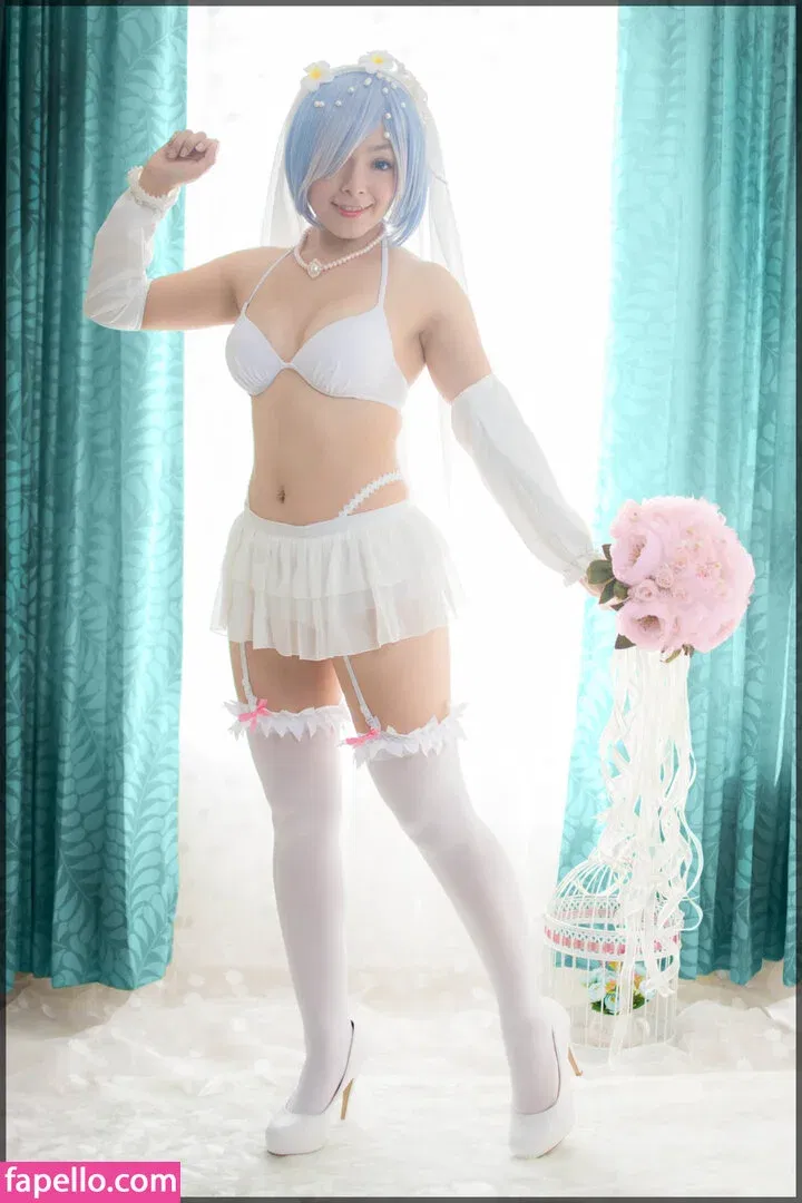 Hitomi Locks Onlyfans Photo Gallery 