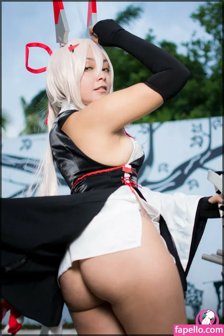 Hitomi Locks Onlyfans Photo Gallery 