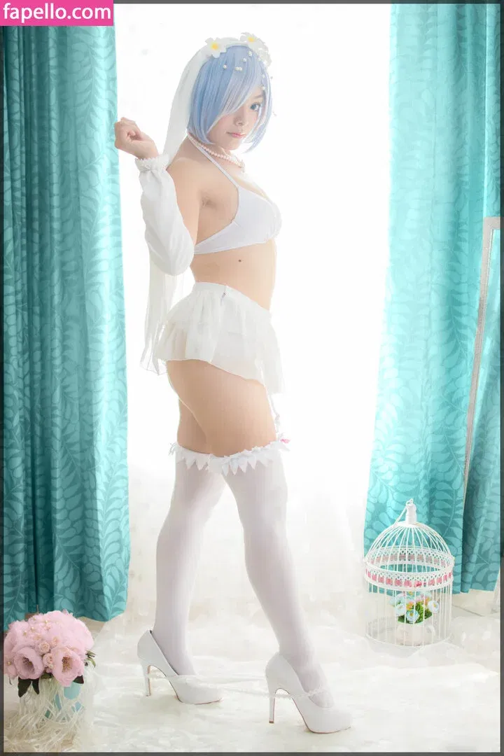 Hitomi Locks Onlyfans Photo Gallery 