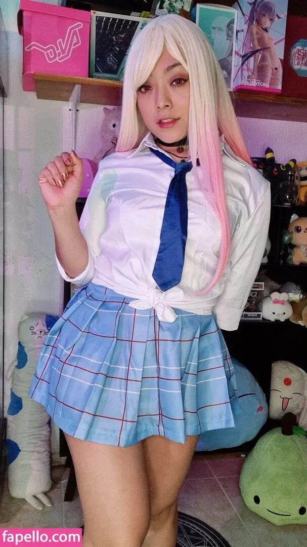 Hitomi Locks Onlyfans Photo Gallery 