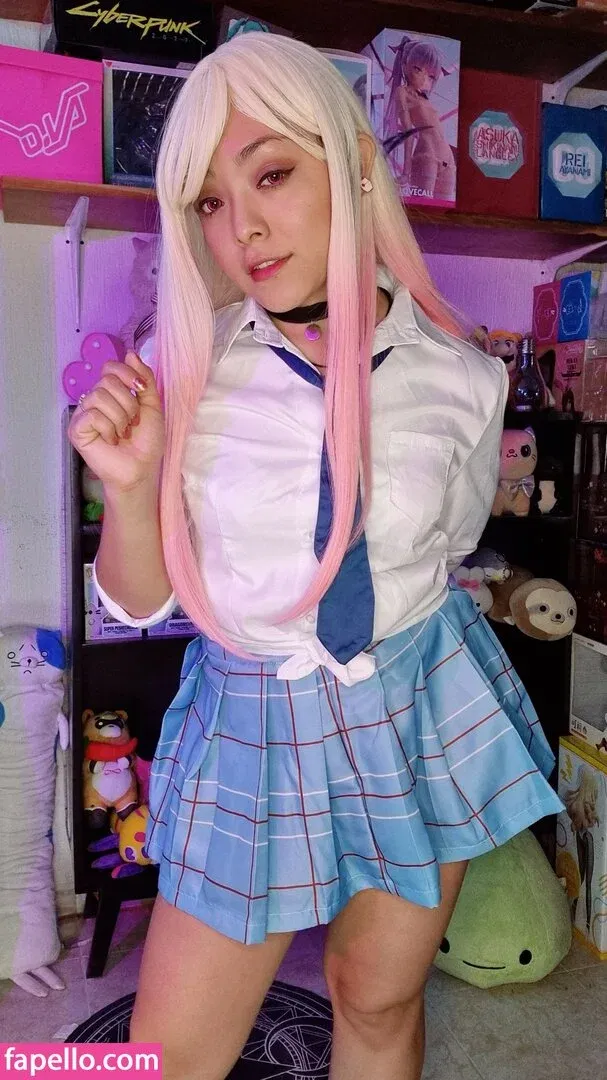 Hitomi Locks Onlyfans Photo Gallery 