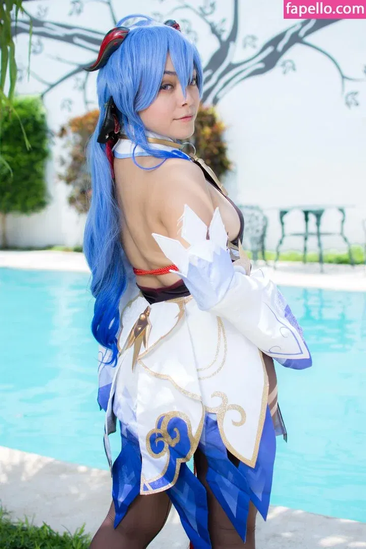 Hitomi Locks Onlyfans Photo Gallery 