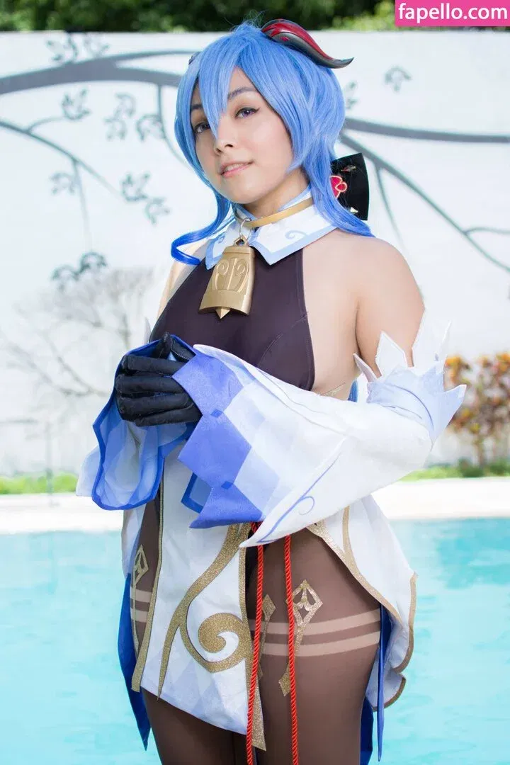 Hitomi Locks Onlyfans Photo Gallery 