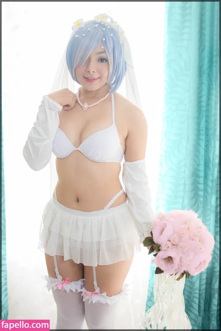 Hitomi Locks Onlyfans Photo Gallery 