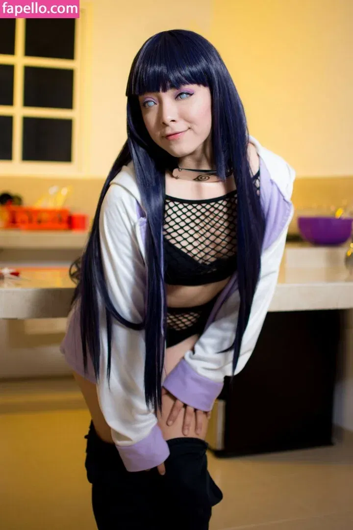 Hitomi Locks Onlyfans Photo Gallery 