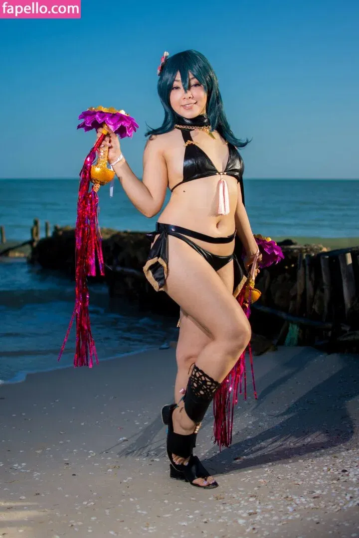 Hitomi Locks Onlyfans Photo Gallery 