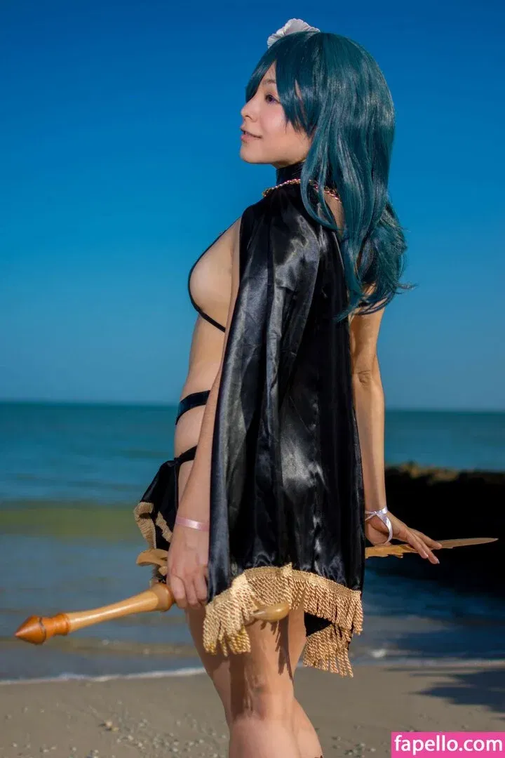 Hitomi Locks Onlyfans Photo Gallery 