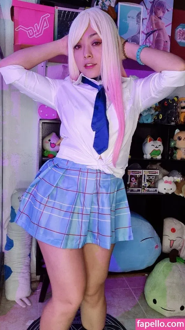 Hitomi Locks Onlyfans Photo Gallery 