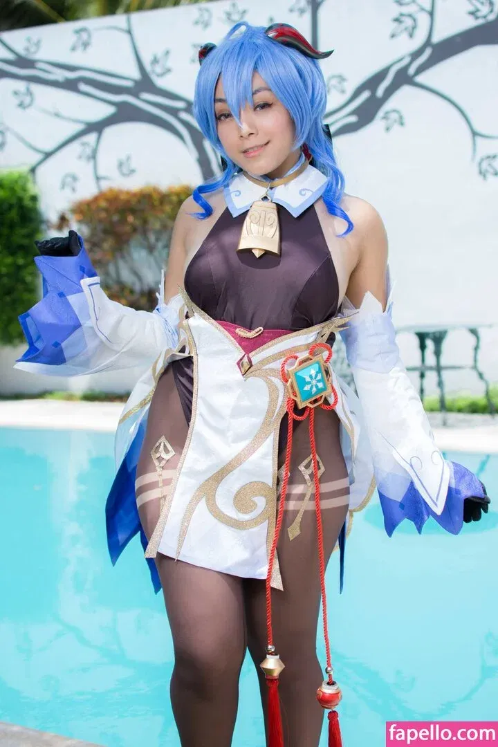 Hitomi Locks Onlyfans Photo Gallery 