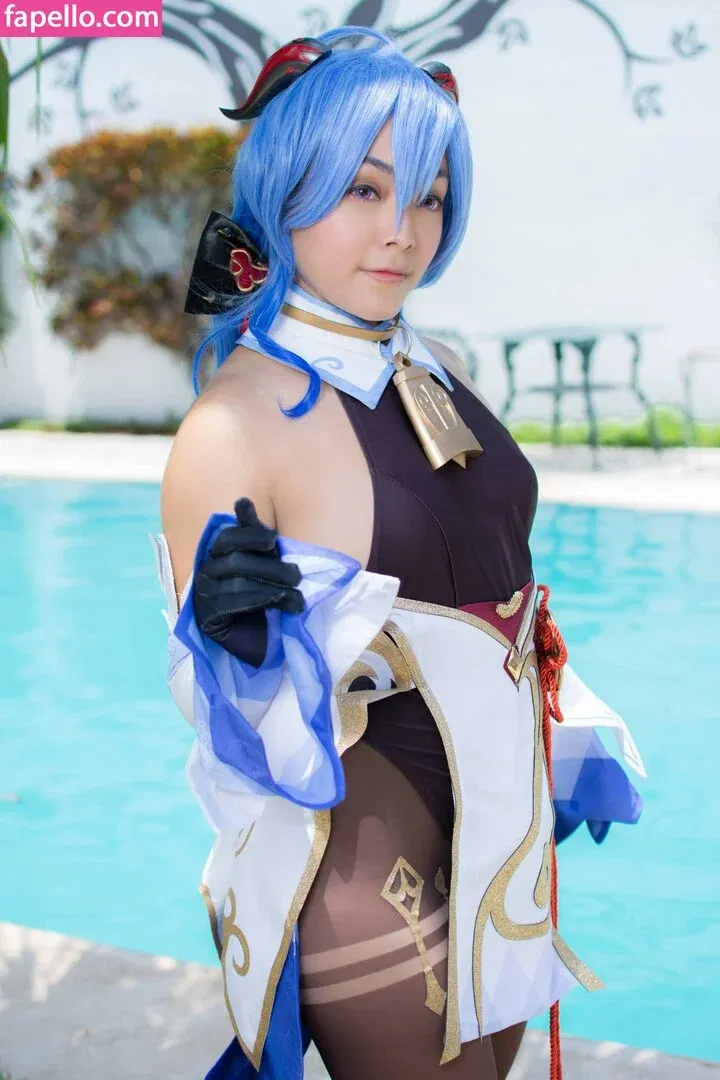 Hitomi Locks Onlyfans Photo Gallery 