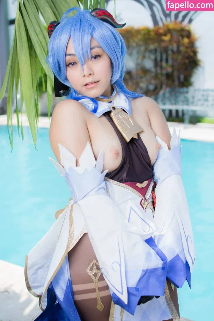 Hitomi Locks Onlyfans Photo Gallery 