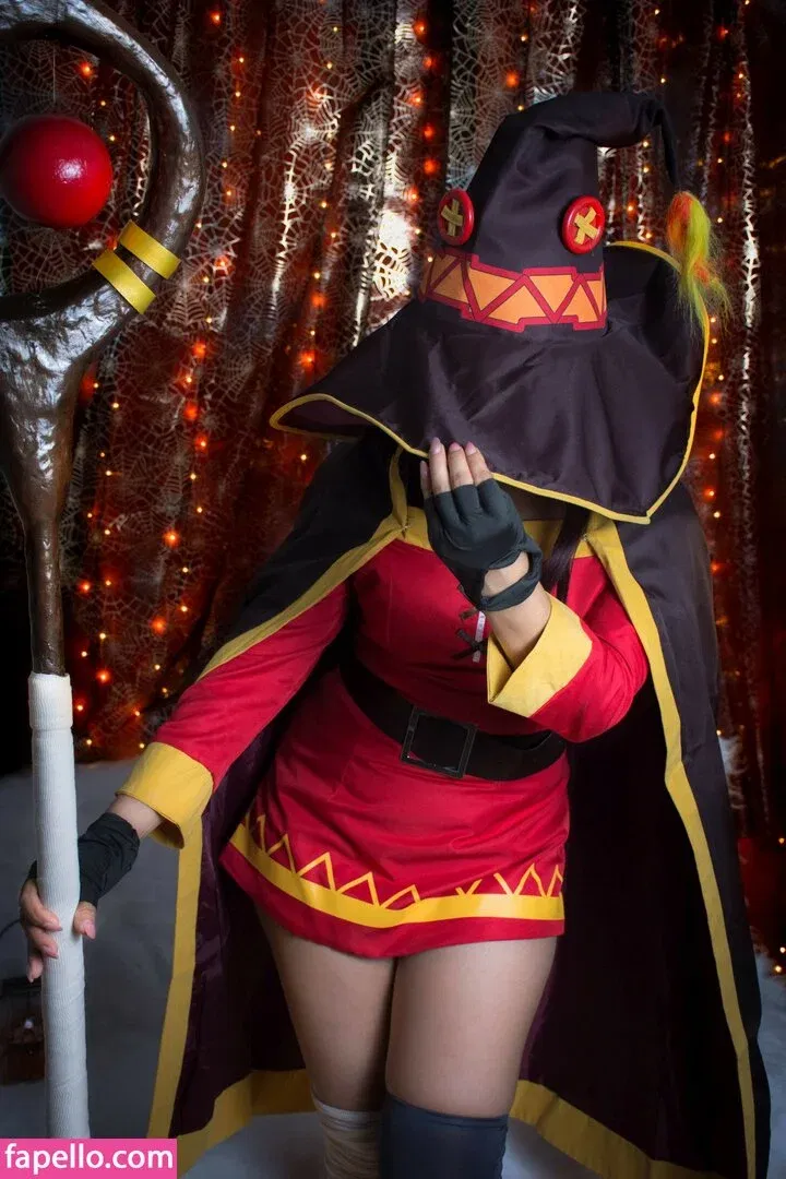 Hitomi Locks Onlyfans Photo Gallery 