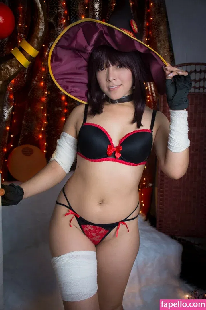 Hitomi Locks Onlyfans Photo Gallery 