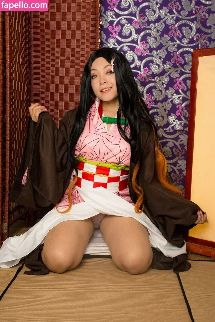 Hitomi Locks Onlyfans Photo Gallery 