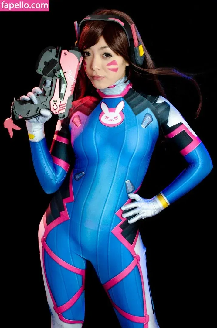 Hitomi Locks Onlyfans Photo Gallery 