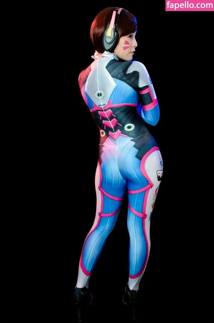 Hitomi Locks Onlyfans Photo Gallery 