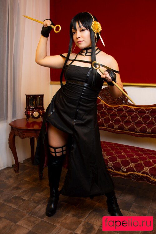 Hitomi Locks Onlyfans Photo Gallery 