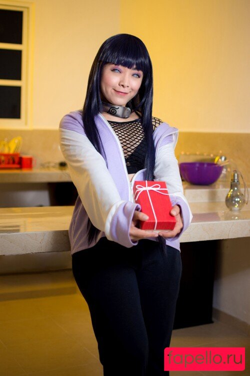 Hitomi Locks Onlyfans Photo Gallery 