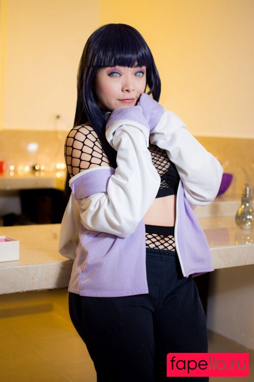 Hitomi Locks Onlyfans Photo Gallery 